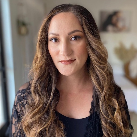 💜🎀 meet the seller💋💄💜💜💜 - Picture 1 of 4